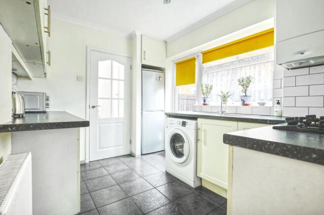 Windsor Close, Cheshunt, EN7 photo 4