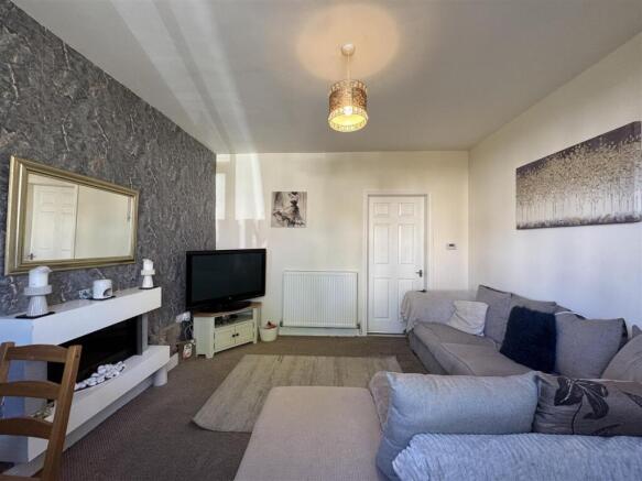 3 bed End of Terrace for sale Image 5
