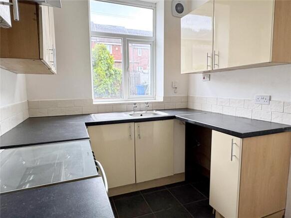 3 bed Terraced for sale Image 6