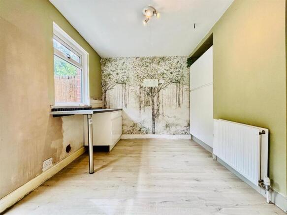2 bed Semi-Detached for sale Image 4