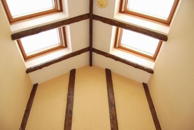Spacious First Floor Landing Image 2