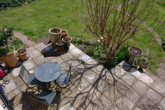 Photo 19