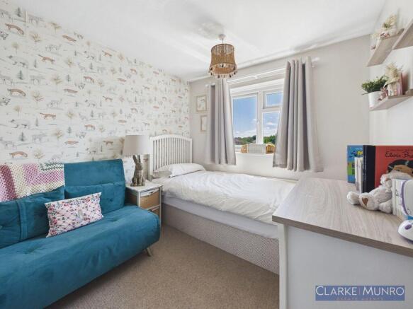 3 bed Semi-Detached for sale Image 11