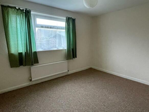 bedroom..jpg