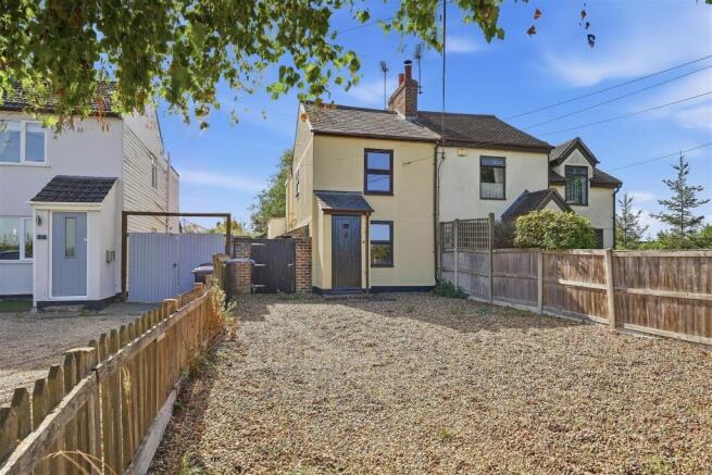 1a Surrex Cottages 14.jpg