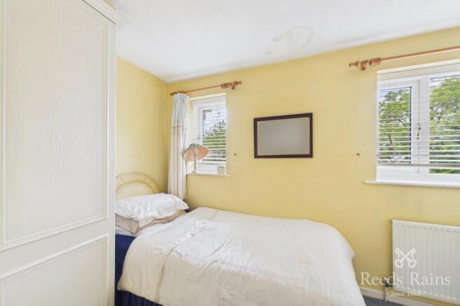 2 bed Semi-Detached for sale Image 8