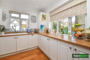 45, Grosvenor Road, Finchley, London N3 1EY