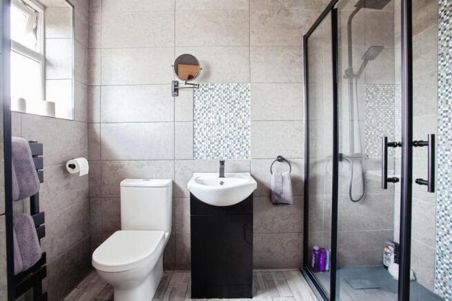 2 bed Semi-Detached for sale Image 11