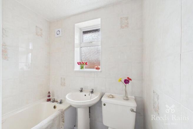 3 bed Terraced for sale Image 7