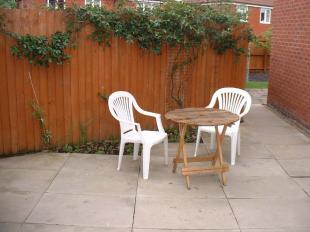 Side patio