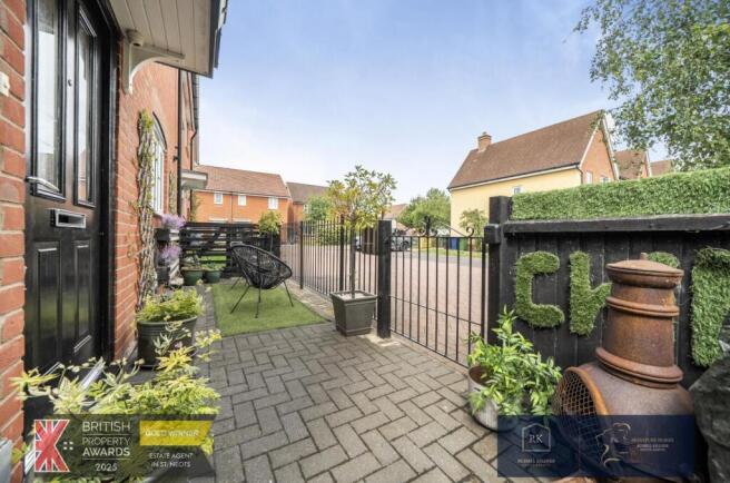 Front Garden Area.