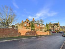 7, Webb Close, Chesham HP5 2JQ