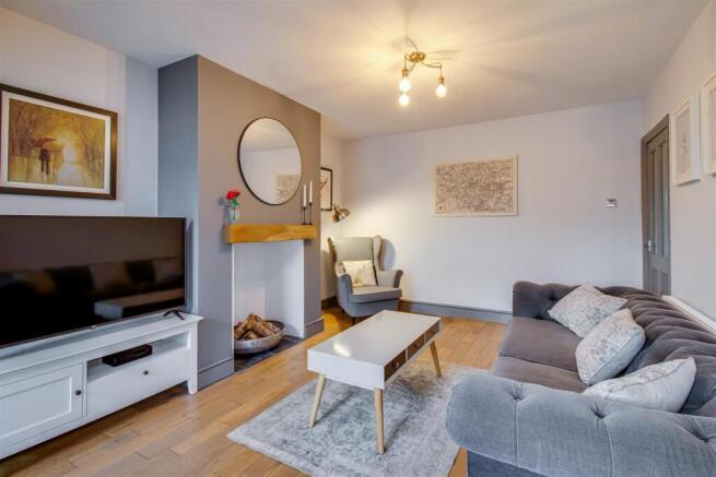 3 bed Detached for sale Image 8