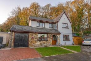 Oakwood, Derllwyn Road, Tondu, Bridgend CF32 9DG
