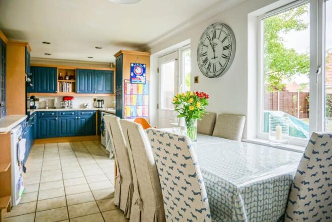 Kitchen/Breakfast