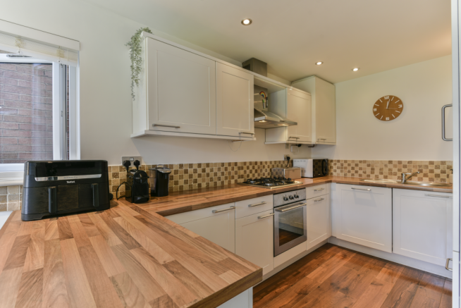 Twining Brook Road, Cheadle Hulme photo 4