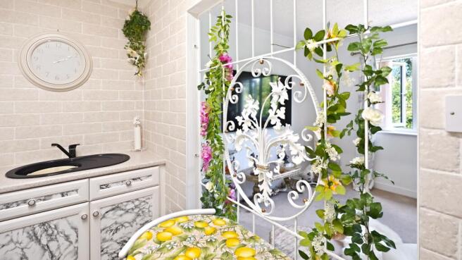 1 bed Flat to rent Image 6