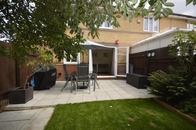 Garden To House
