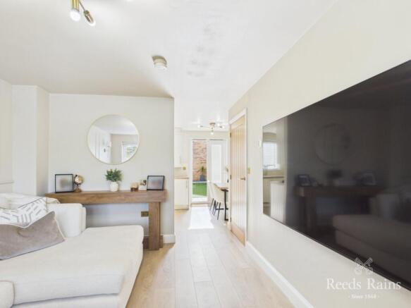 3 bed Semi-Detached for sale Image 5