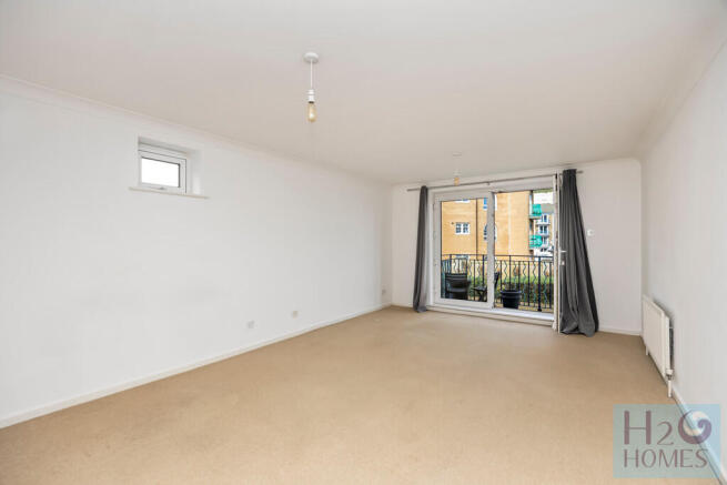 The Strand, Colli...