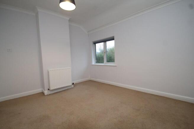 3 bed Terraced to rent Image 8
