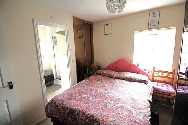 Cascade Way, Dudley photo 4