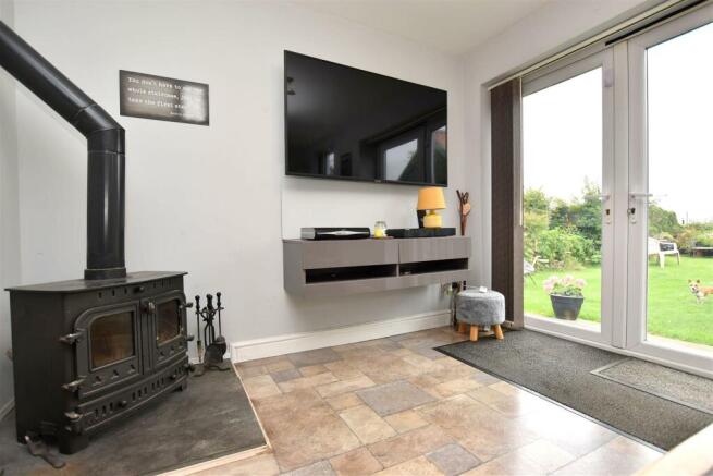Living / Sitting Room