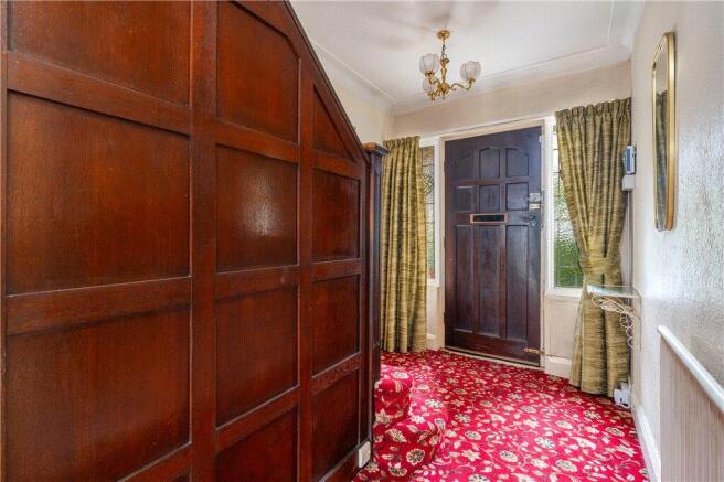 4 bed Semi-Detached for sale Image 4
