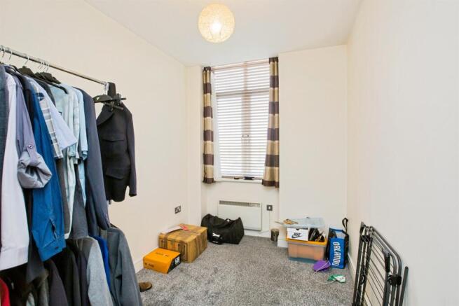 2 bed Apartment for sale Image 8