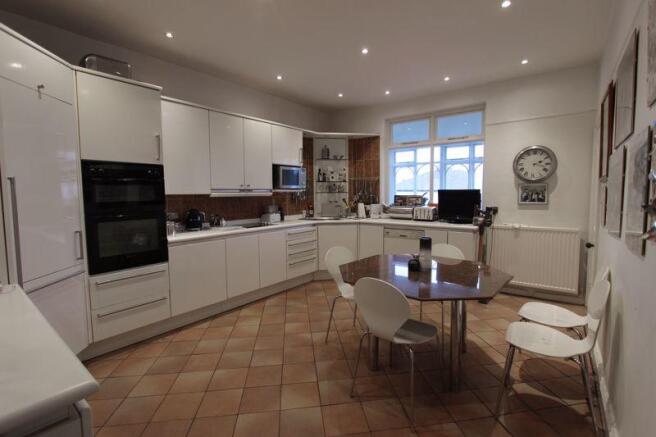 Dining Kitchen