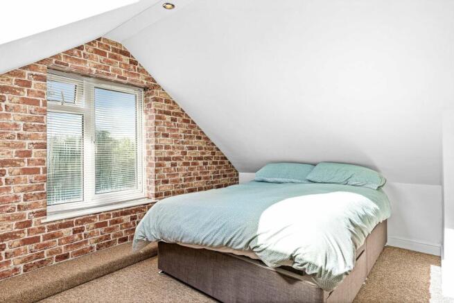 Bedroom 2 (Double)