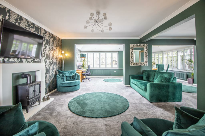 lounge/sitting room