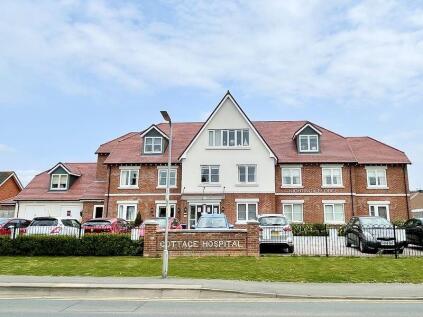 Defford Road, Pershore