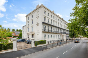 Flat 5, Newbold House, Newbold Terrace, Leamington Spa CV32 4EG