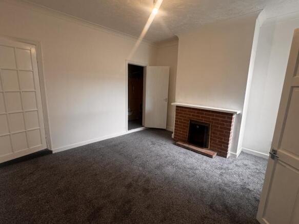 3 bed House to rent Image 6