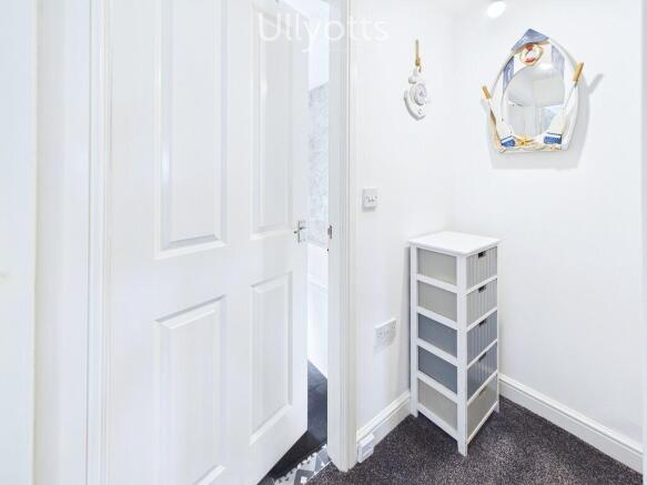 2 bed Terraced for sale Image 7