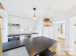 6, Crown Mews, Abingdon OX14 5DS