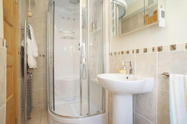 SHOWER ROOM (G...