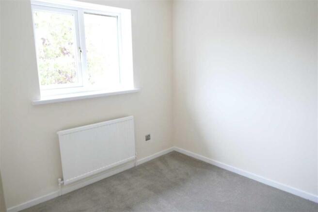 BEDROOM 2 (Rear):