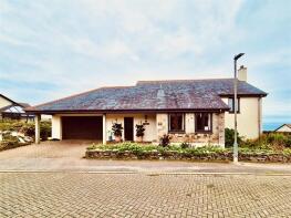 9, Sunnybank, Helston TR13 9EP
