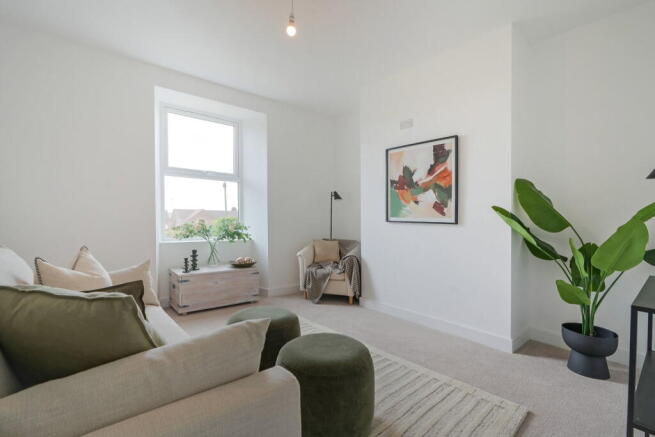 5 bed Terraced for sale Image 4
