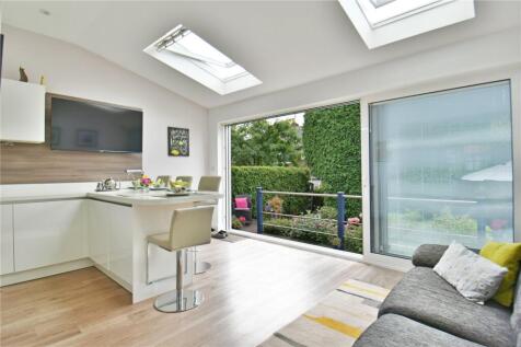 Town Lane, Denton, Tameside, M34