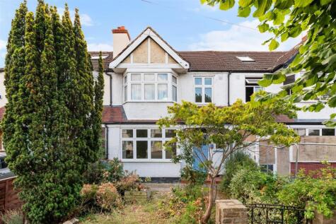 Greenway, Raynes Park