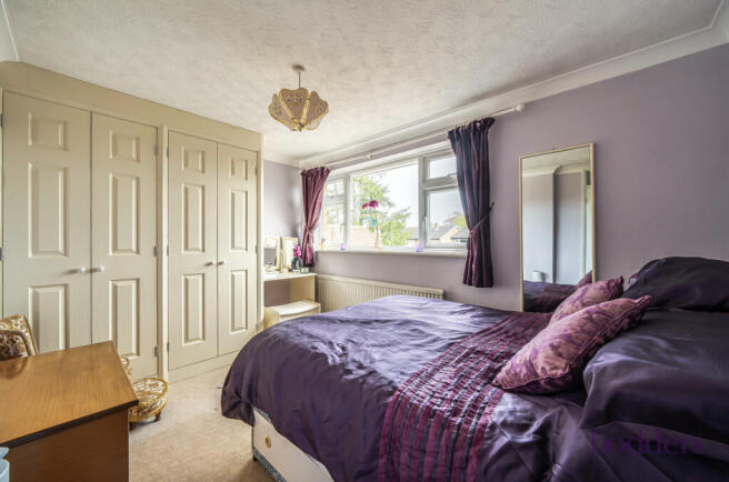 7dd692d1-d0c7-434...