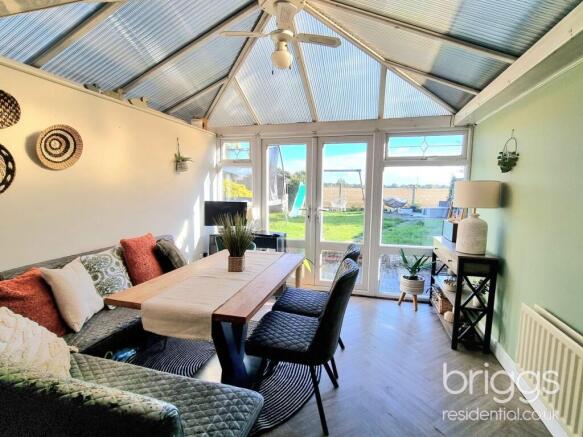 Crowson Crescent, Northborough, Market Deeping, PE6 photo 5