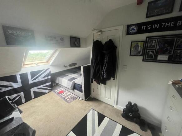 5 bed Terraced for sale Image 12