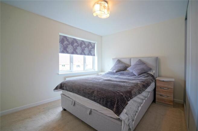 4 bed Detached for sale Image 11