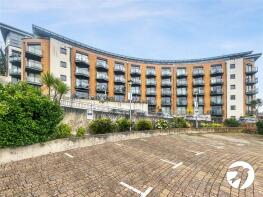 Flat 17, The Eye, Barrier Road, Chatham ME4 4SD