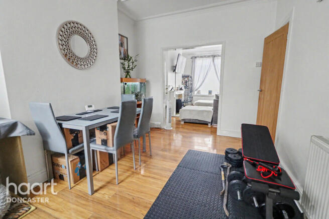 3 bed Terraced for sale Image 7