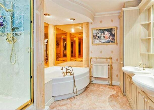 Ensuite 2